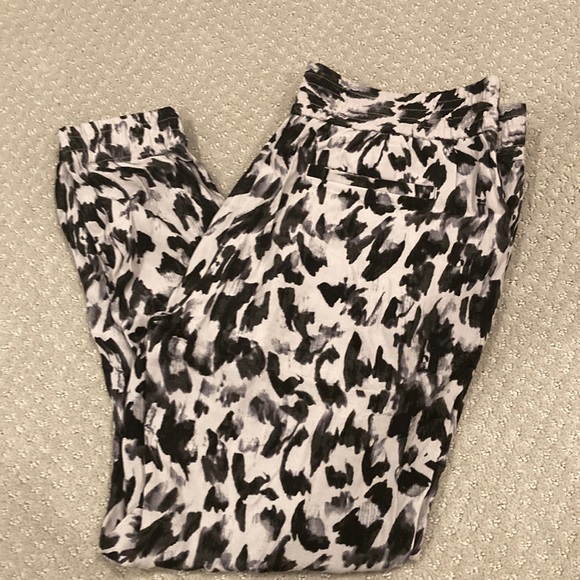LOFT animal print joggers - Picture 2 of 5